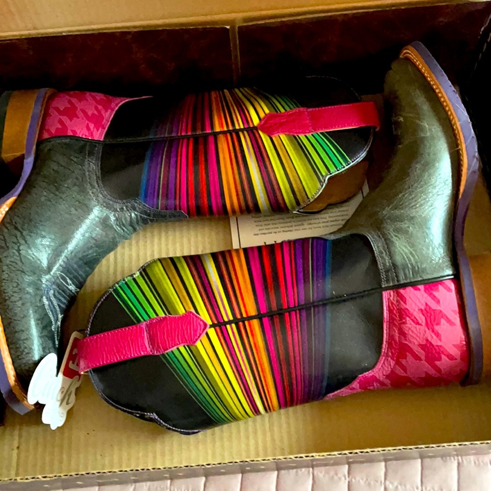 Brand New, Multicolor Cinch Edge Boots!